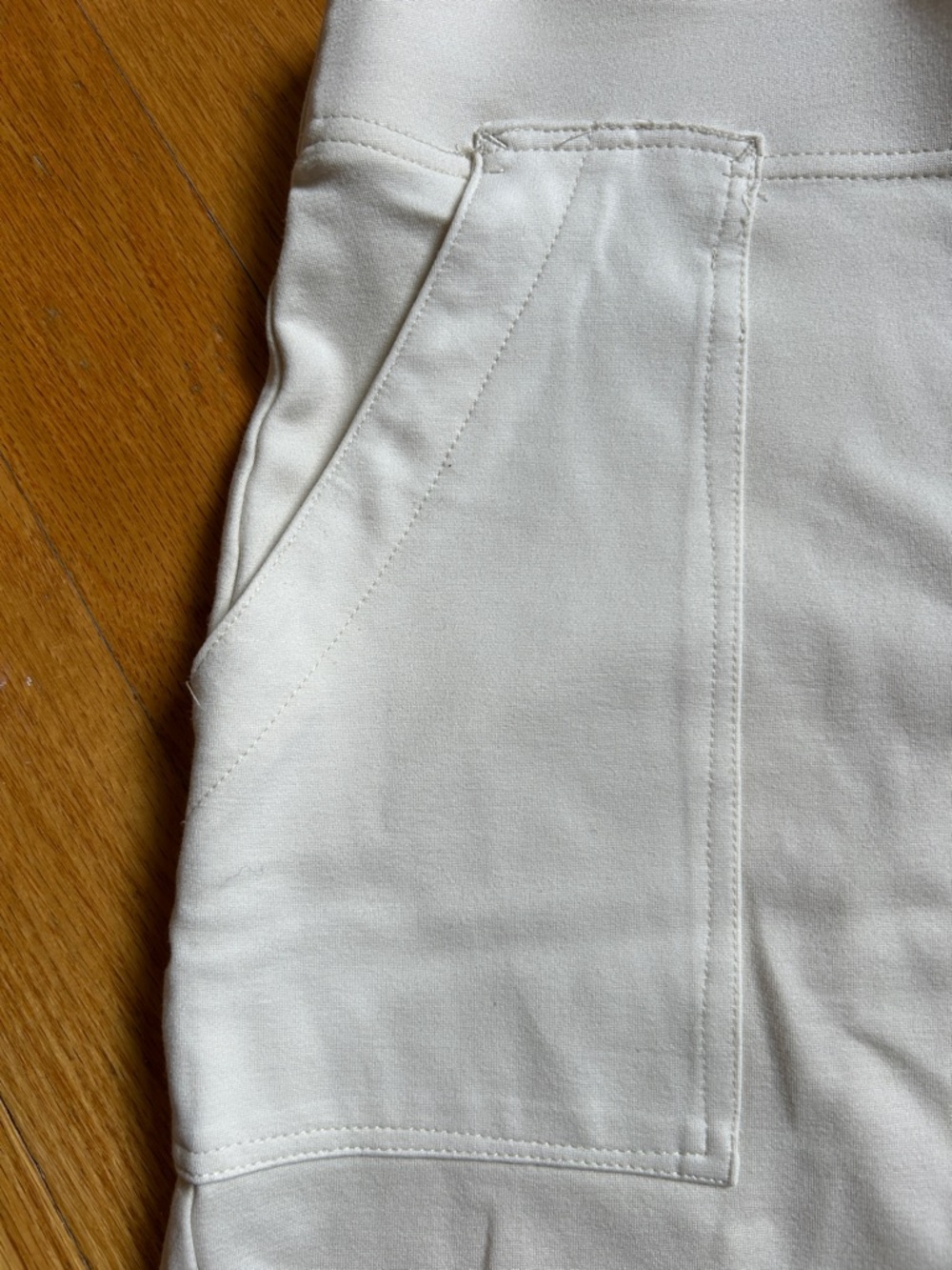 Max Studio Cream Wide-Leg Knit Pants with Front Patch Pockets - Picture 3 of 3